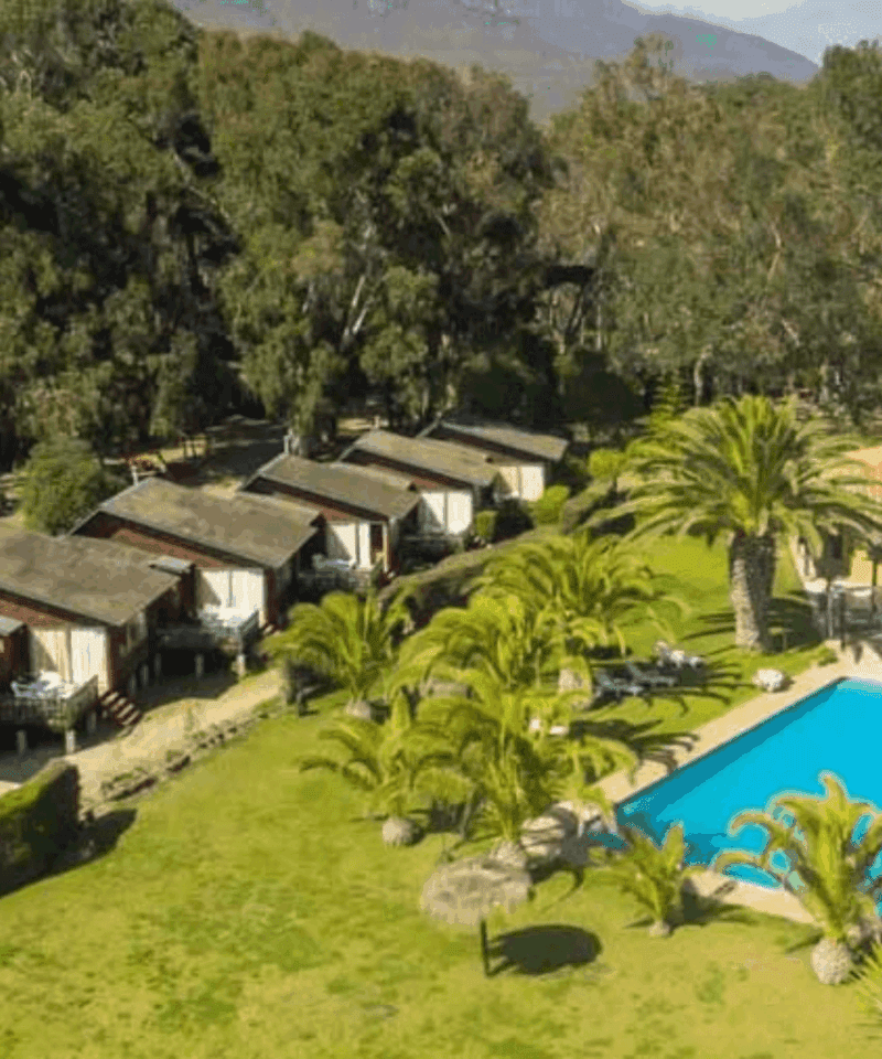 Cabañas y Camping Bahía Marina